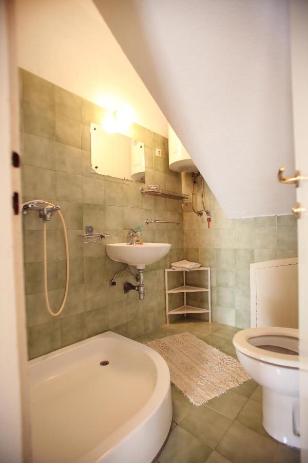 Apartments By The Sea Trogir - 15011 ภายนอก รูปภาพ