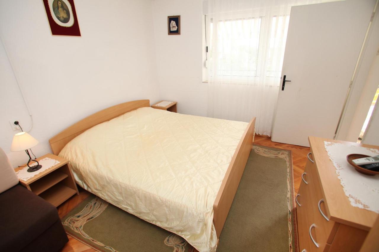 Apartments By The Sea Trogir - 15011 ภายนอก รูปภาพ